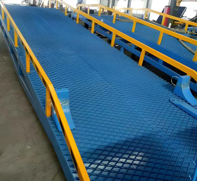 曲松移动式液压登车桥